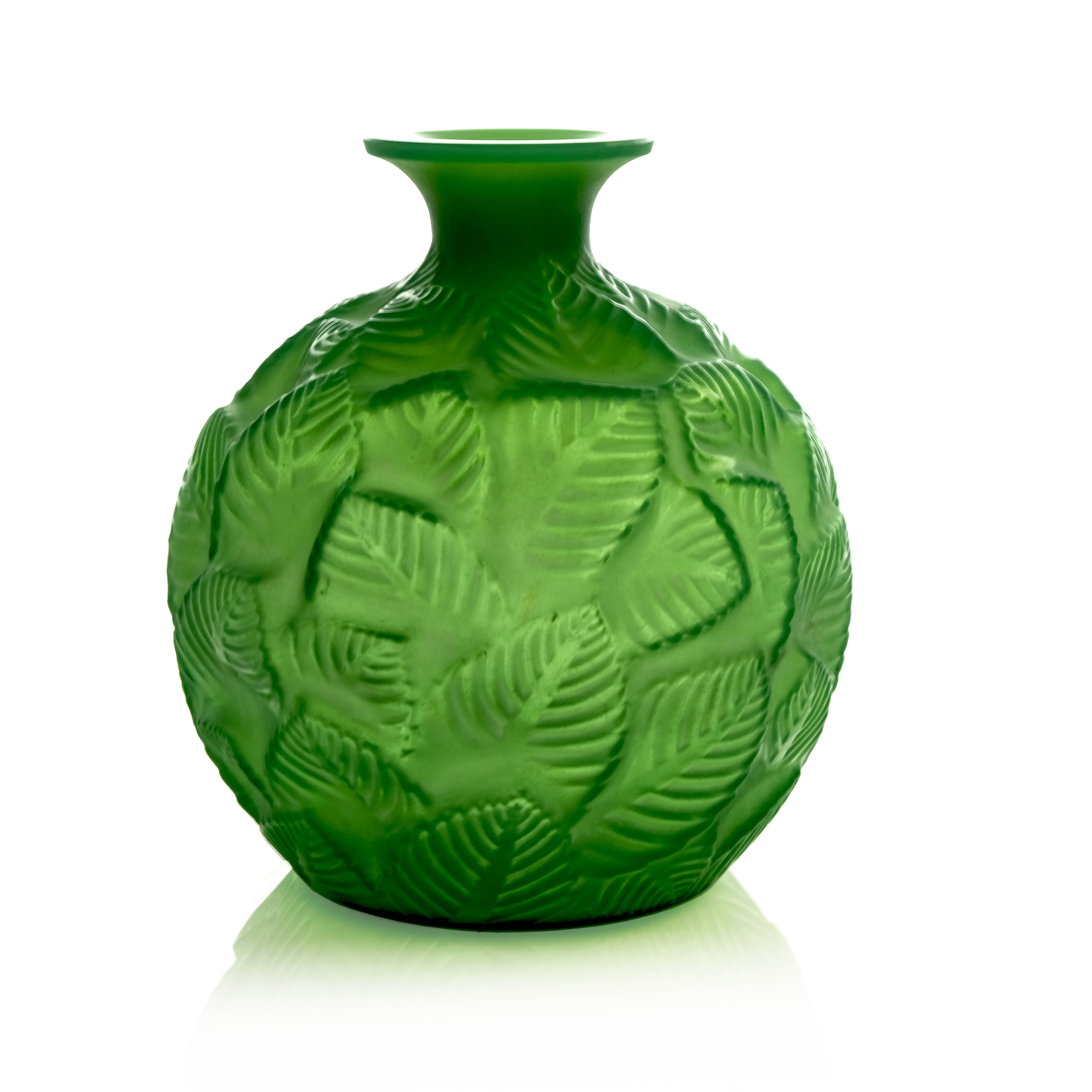 Rene Lalique, Ormeaux green jade vase, model 984