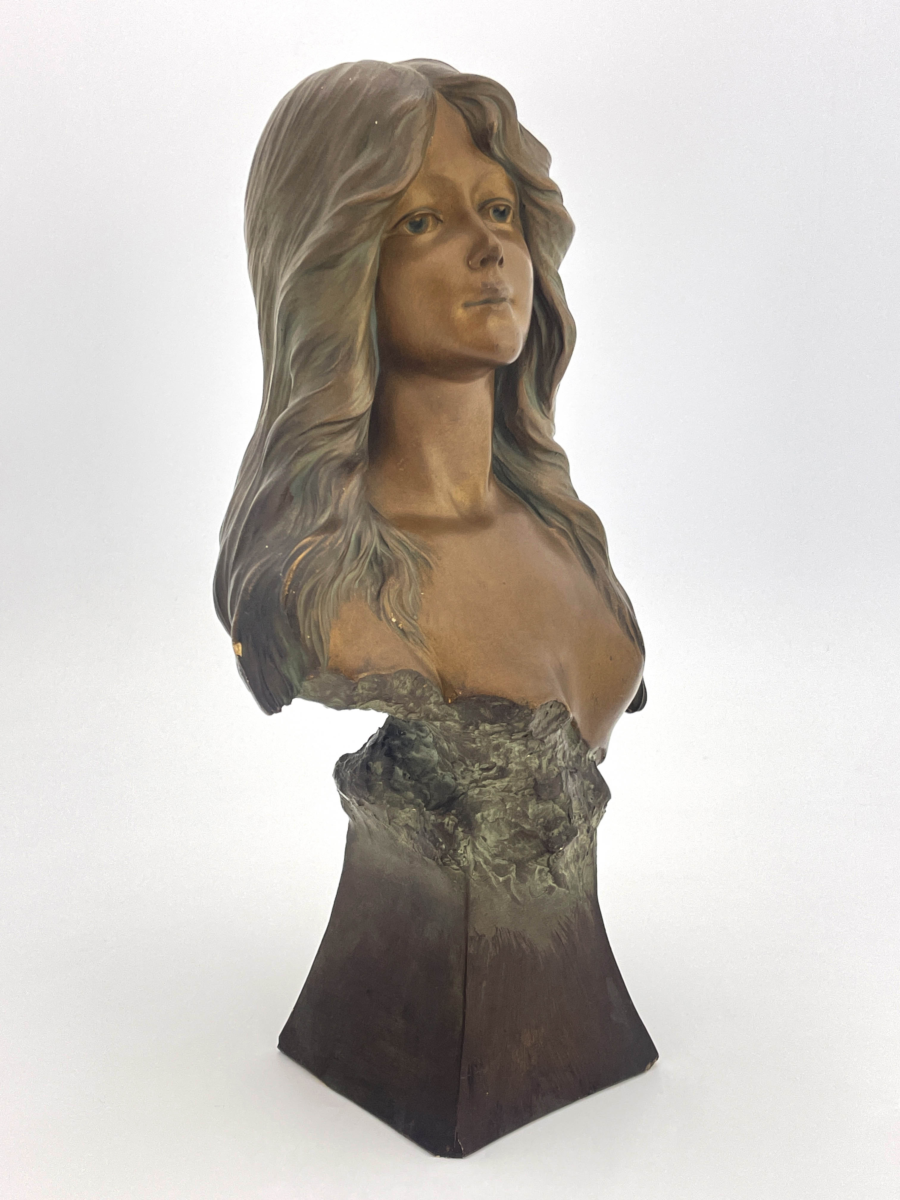 An Art Nouveau terracotta bust, Stahlknecht,