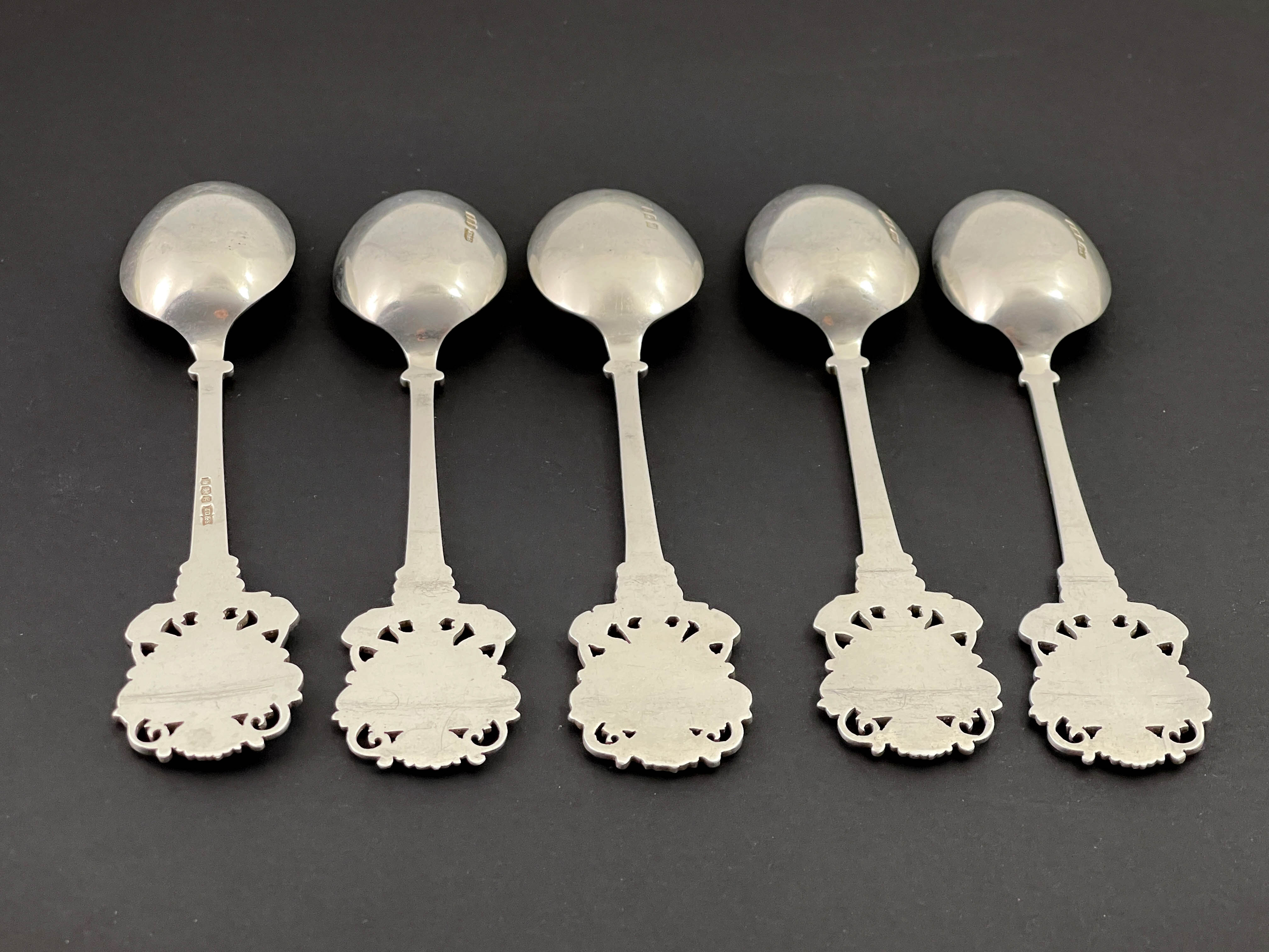 A matched set of five George V silver livery company spoons - Image 2 of 4