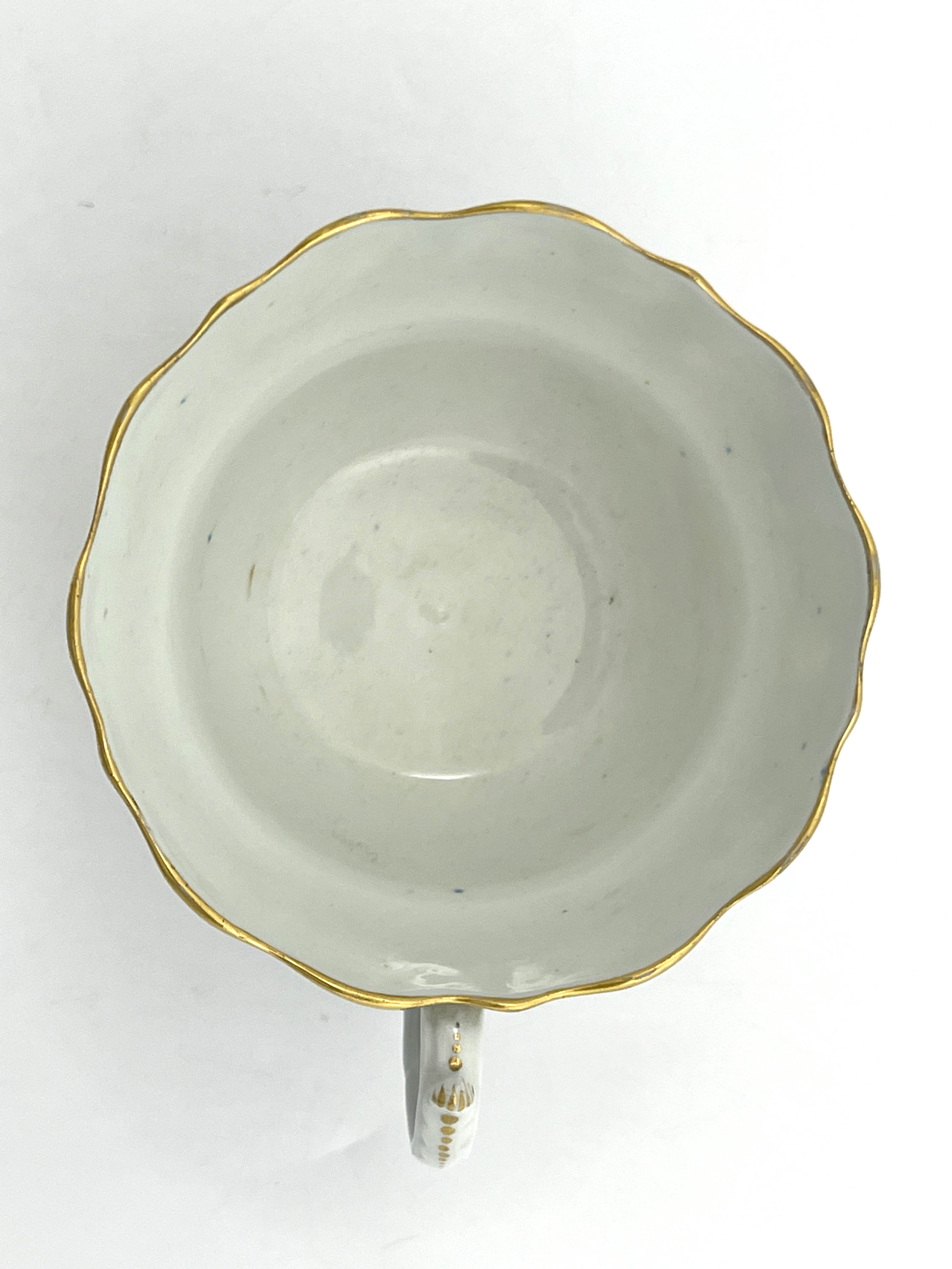 A Worcester scale blue pattern cup, circa 1775 ogee form, decorated with fancy birds in - Image 5 of 6