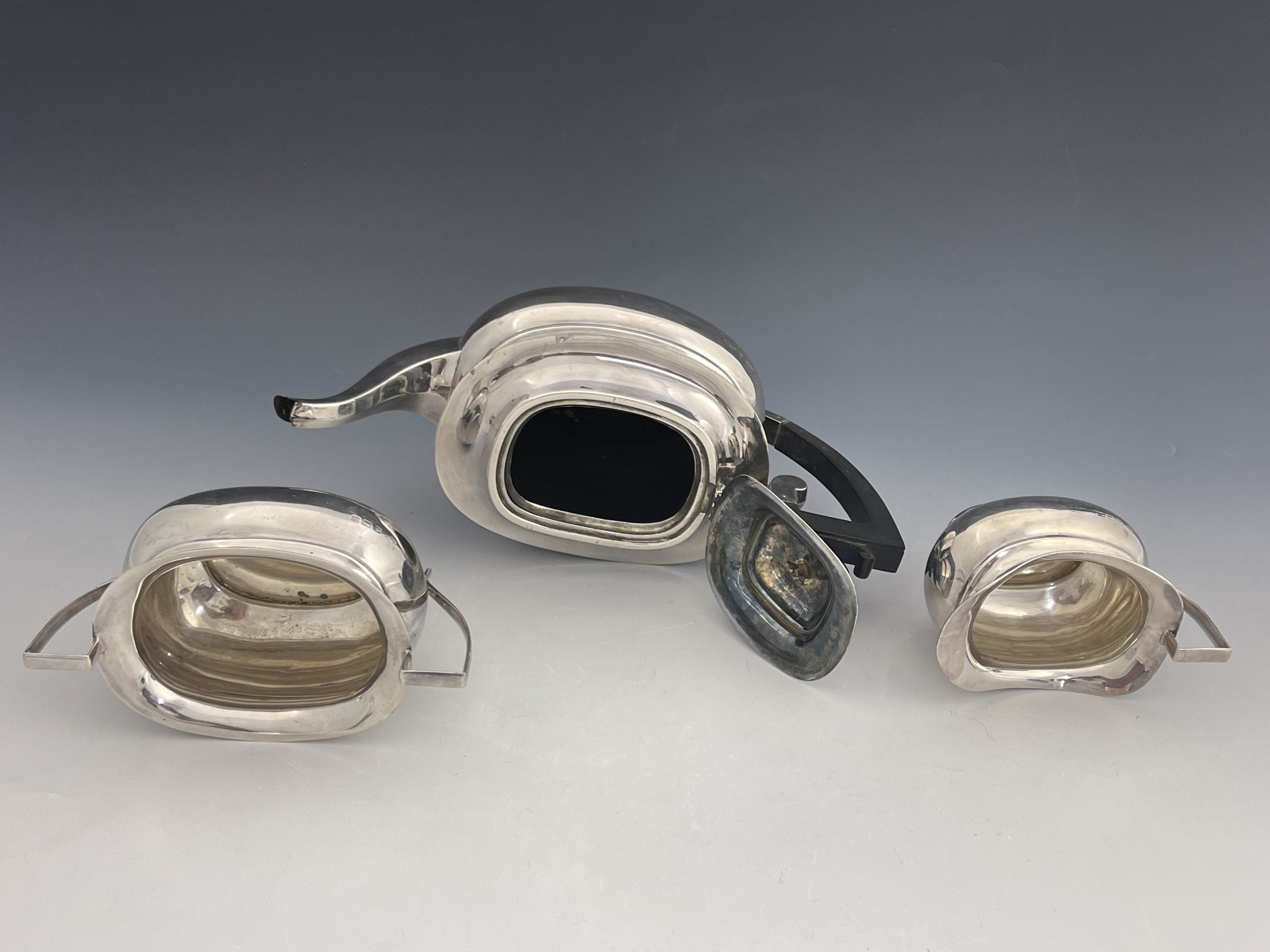 A George V silver three piece tea set, Burtons and Waters, Birmingham 1927 - Image 3 of 5