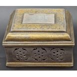 An 18th century Indian Mughal silver parcel gilt box, L.8.5cm