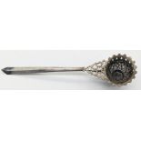 A fine 19th century Indian filigree silver tea strainer, 40g, L.18cm