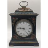 An early 20th century Chinoiserie lacquered mantel clock, H.20cm