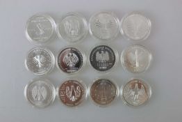 BRD, 12 Silber Gedenkmünzen zu 20 Euro, PP