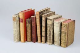 9 Bücher Fachliteratur