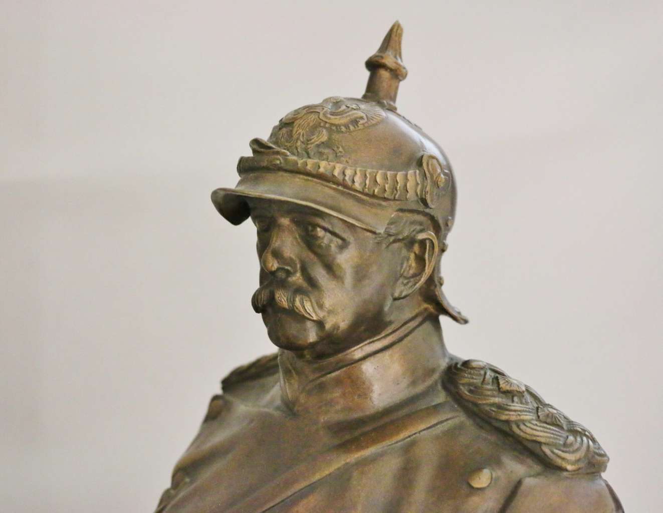 Otto von Bismarck - Reiterstandbild aus Bronze - Image 2 of 9