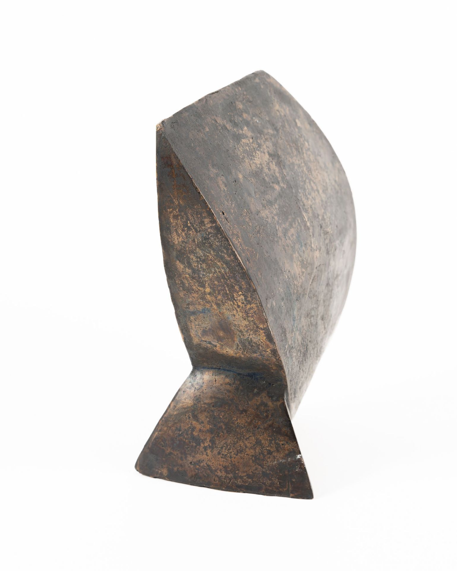 Michael Croissant, Head.Bronze with golden brown patina. (1987). Ca. 30 x 24 x 14 cm. A numbered - Image 3 of 5