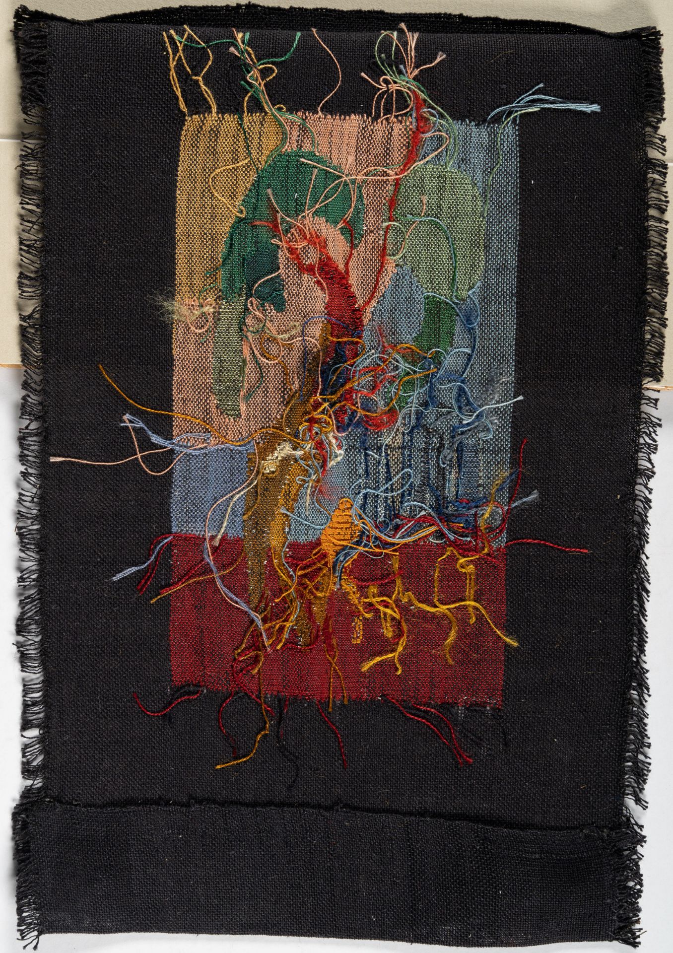 Woty Werner, The youngest.Woven wool. (19)49. Ca. 30.5 x 19.5 cm. Signed and dated lower right. - Image 3 of 3