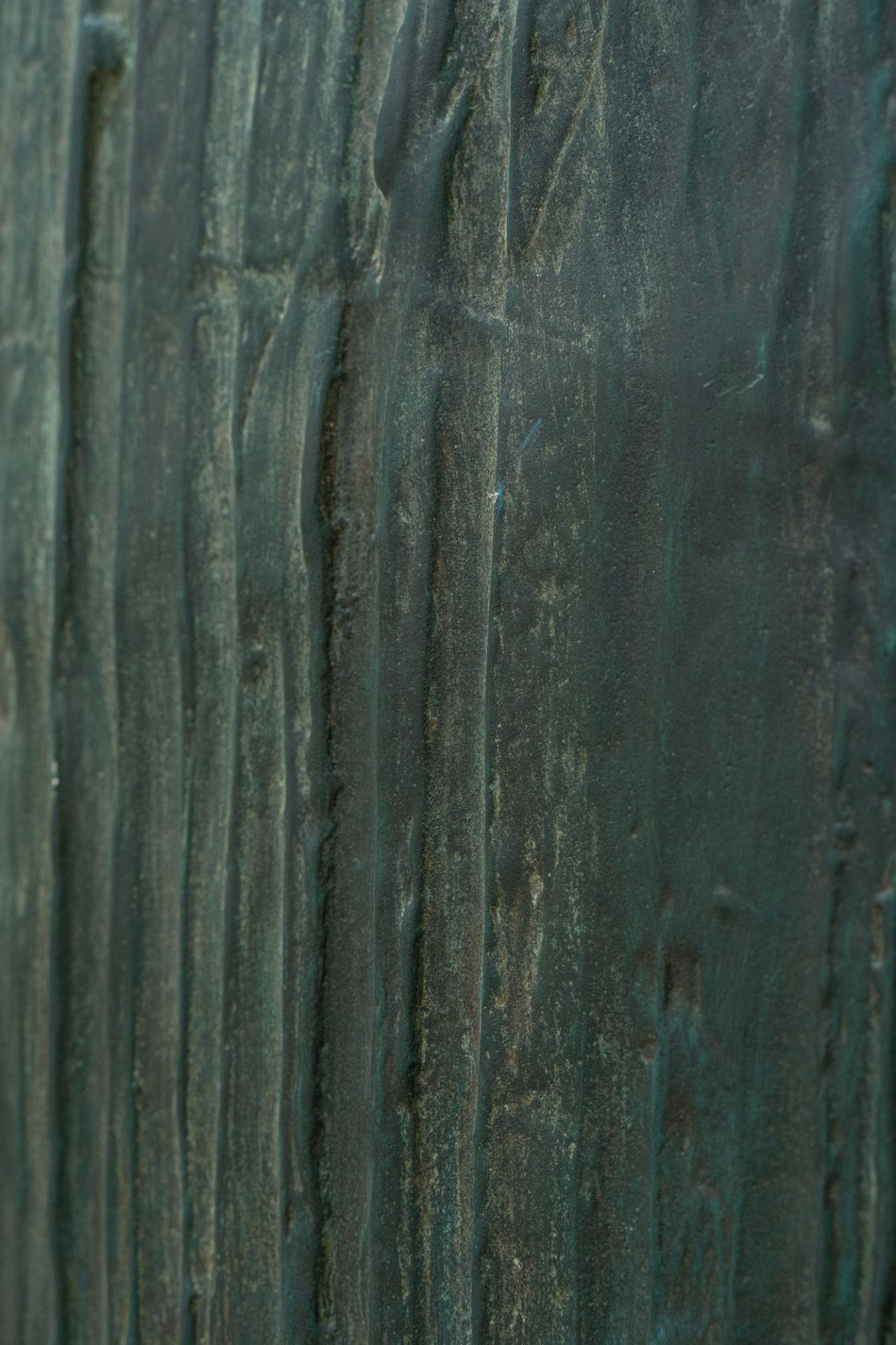 Günther Förg, Untitled (Large bronze relief).Bronze with dark green patina. (1986). Ca. 122 x 71 x 7 - Image 5 of 6