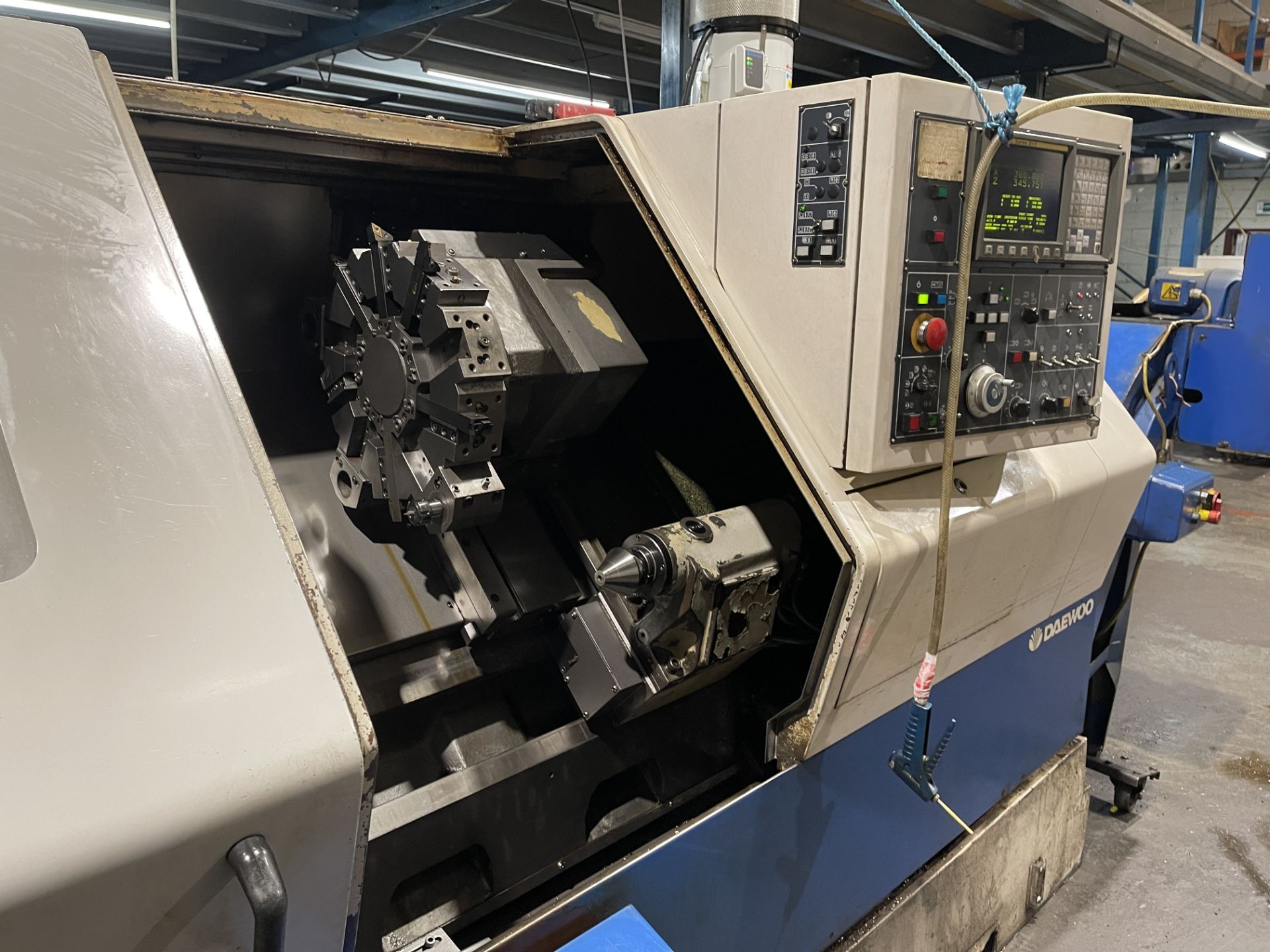 Daewoo Puma CT250 CNC Lathe c/w Fanuc Series 21-T Computer Controller - Image 10 of 19