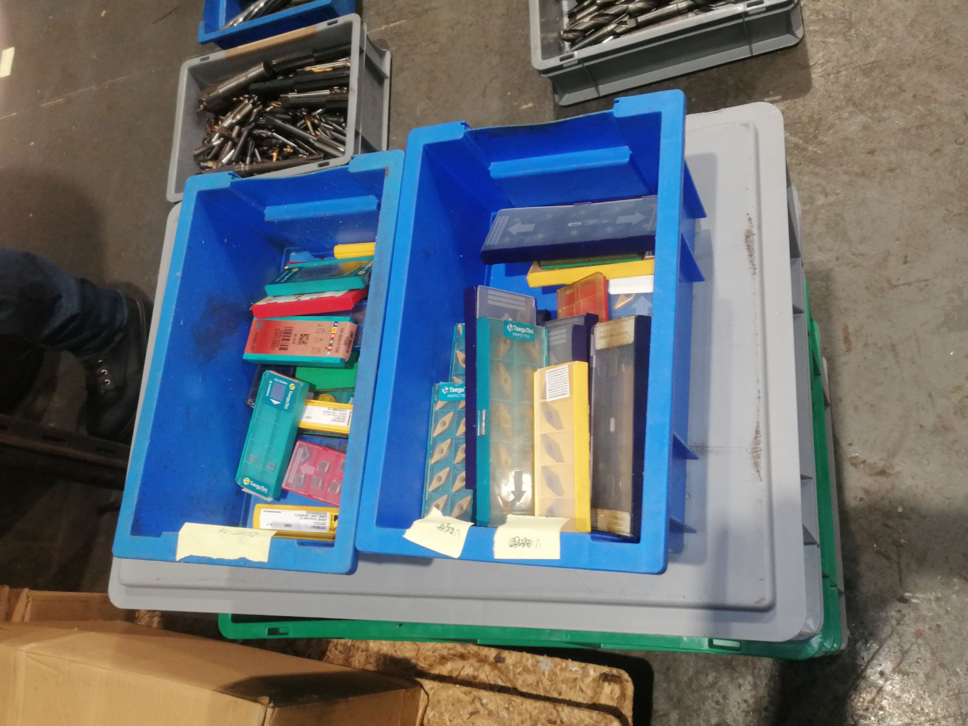 Large Amount Assorted Machine Inserts (C & CCMT .04 Type) (Please Note: Plastic Container Boxes - Image 5 of 5