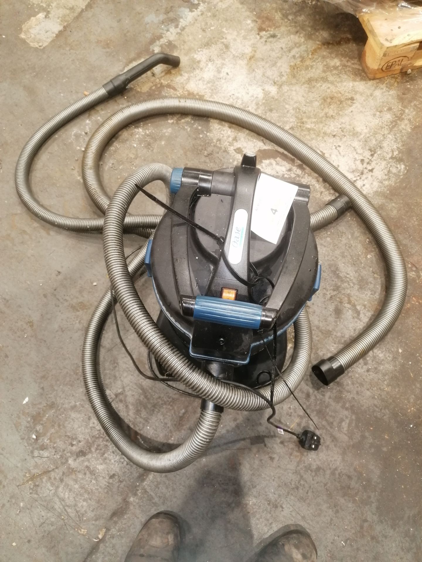 Powervac Hoover Wet Suction 35Ltr - Image 2 of 4