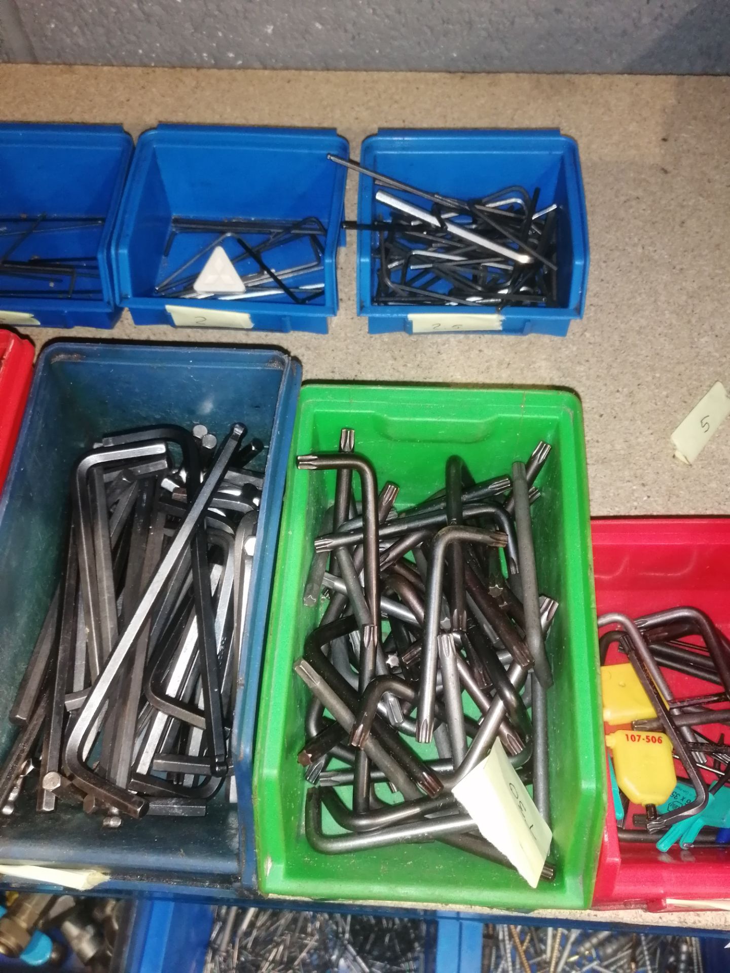 Various Allen Keys & Torque Keys (Please Note: Plastic Container Boxes Are Not Included) - Image 7 of 11