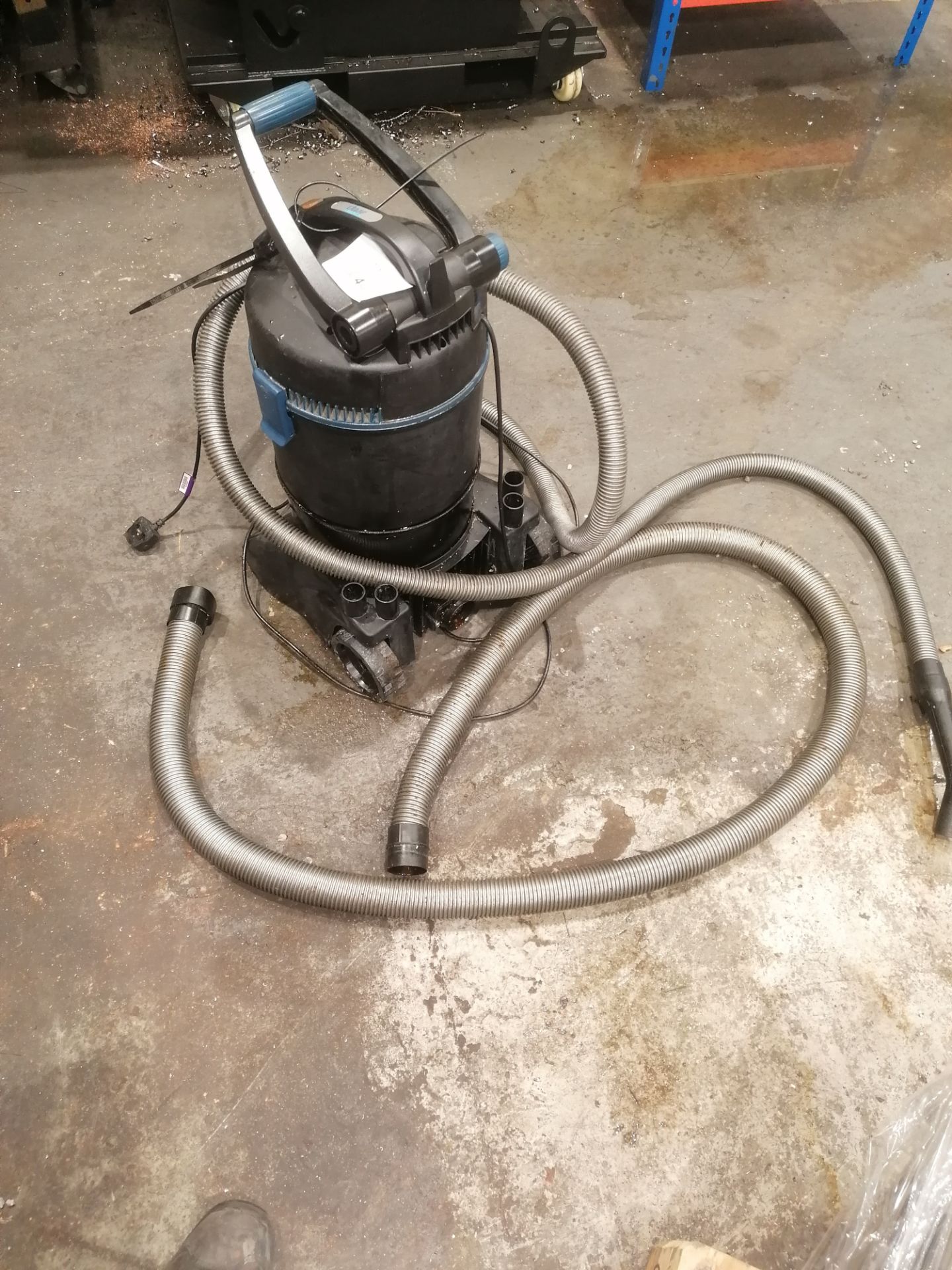 Powervac Hoover Wet Suction 35Ltr - Image 4 of 4