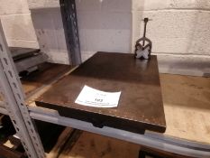 Surface Table 18" x 12" with 'V' Block & Clamp