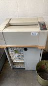 Ideal Electriic paper shredder 4001 With basket Serial 1171603 240 volts