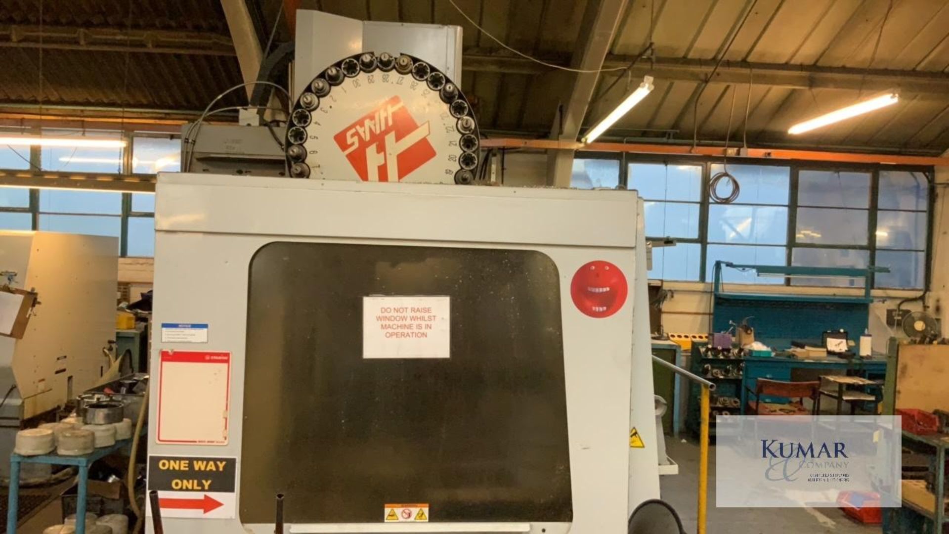 Haas VF7 /50 CE Serial No 1060987 with Haas CNC Controls and associated tooling - Image 3 of 16