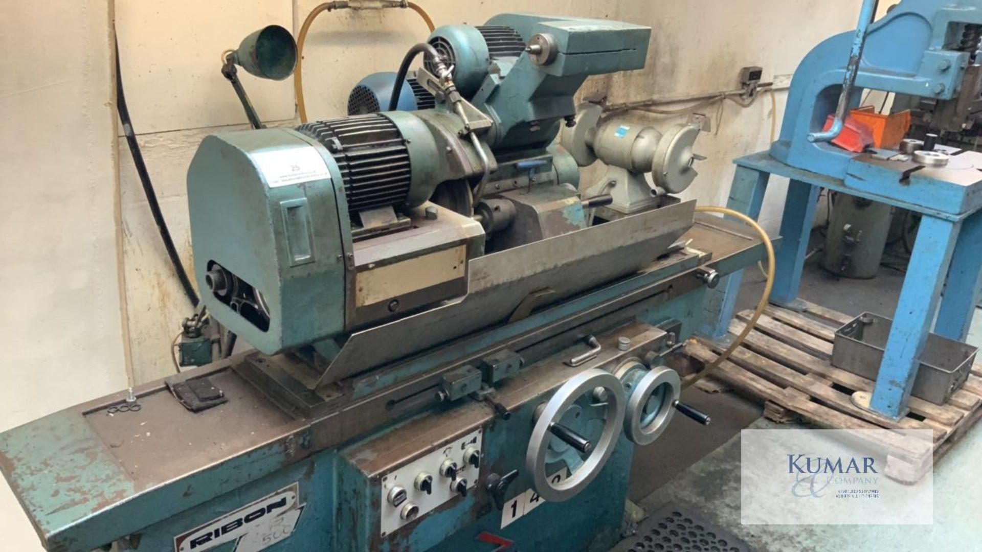 Ribon RUR500 Internal/ External Grinder Please Note - it is the purchaser or the removal - Image 2 of 8
