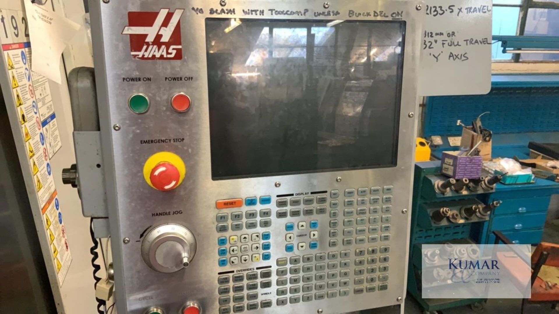 Haas VF7 /50 CE Serial No 1060987 with Haas CNC Controls and associated tooling - Image 11 of 16