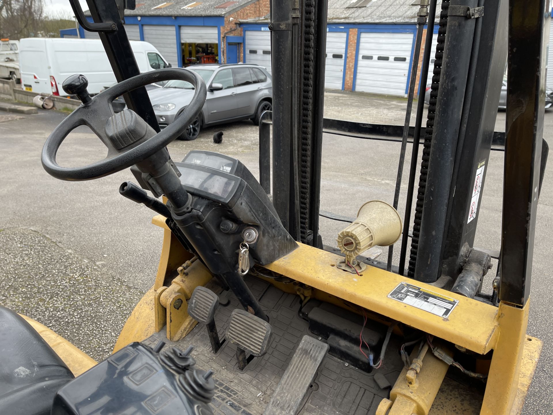 Caterpillar 20, LPG Fork Lift Truck, Serial No. 5AN10210, Rated Capacity 2,000 Kg (1996) - Image 17 of 17