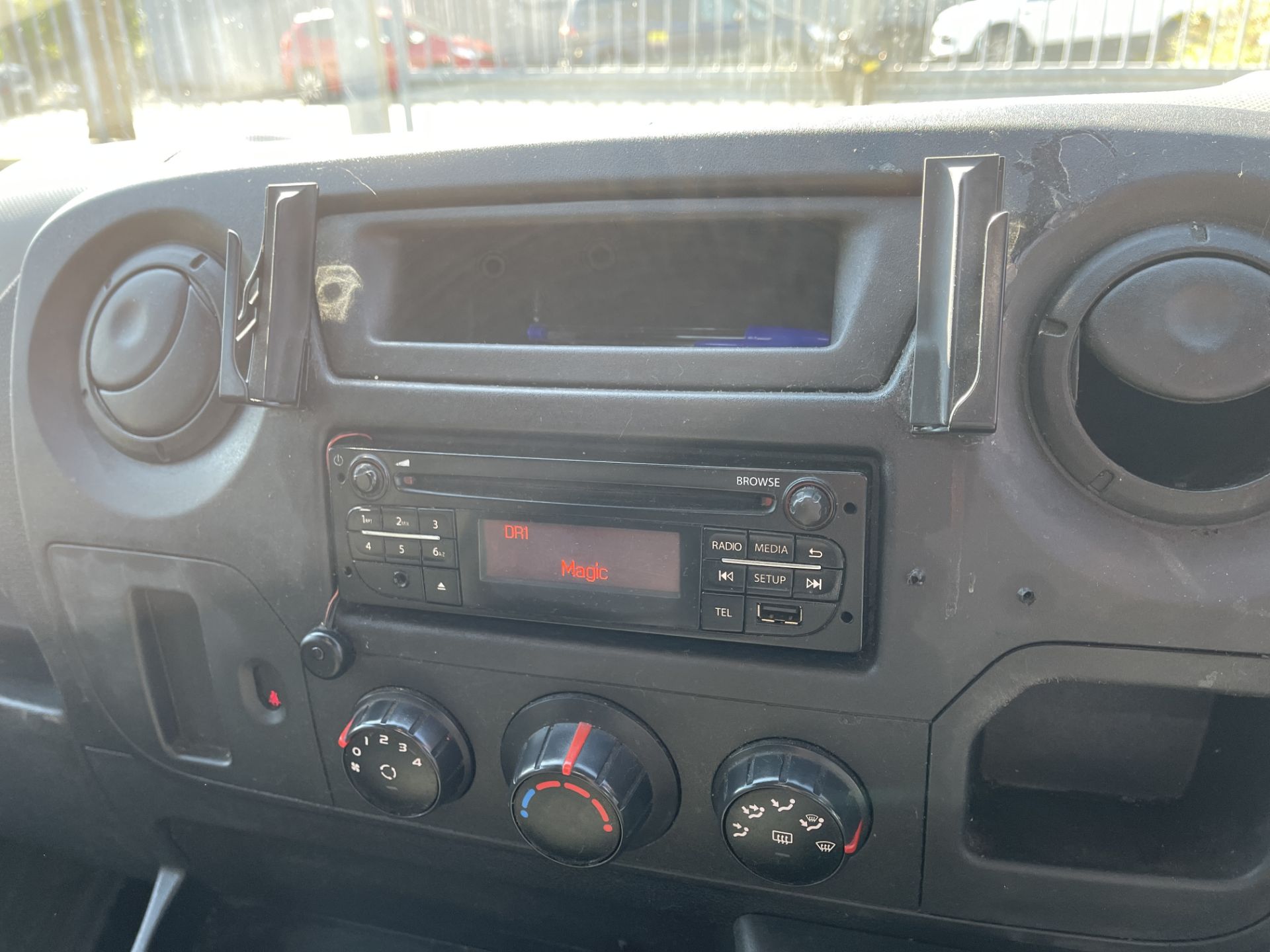 Renault Master LM35 Business DCI Diesel Panel Van - Image 60 of 66