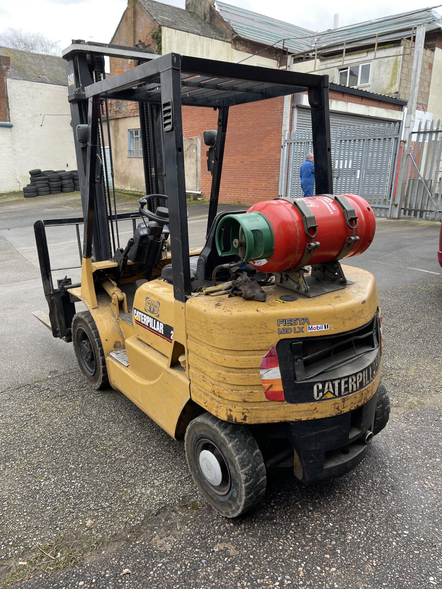 Caterpillar 20, LPG Fork Lift Truck, Serial No. 5AN10210, Rated Capacity 2,000 Kg (1996) - Image 10 of 17