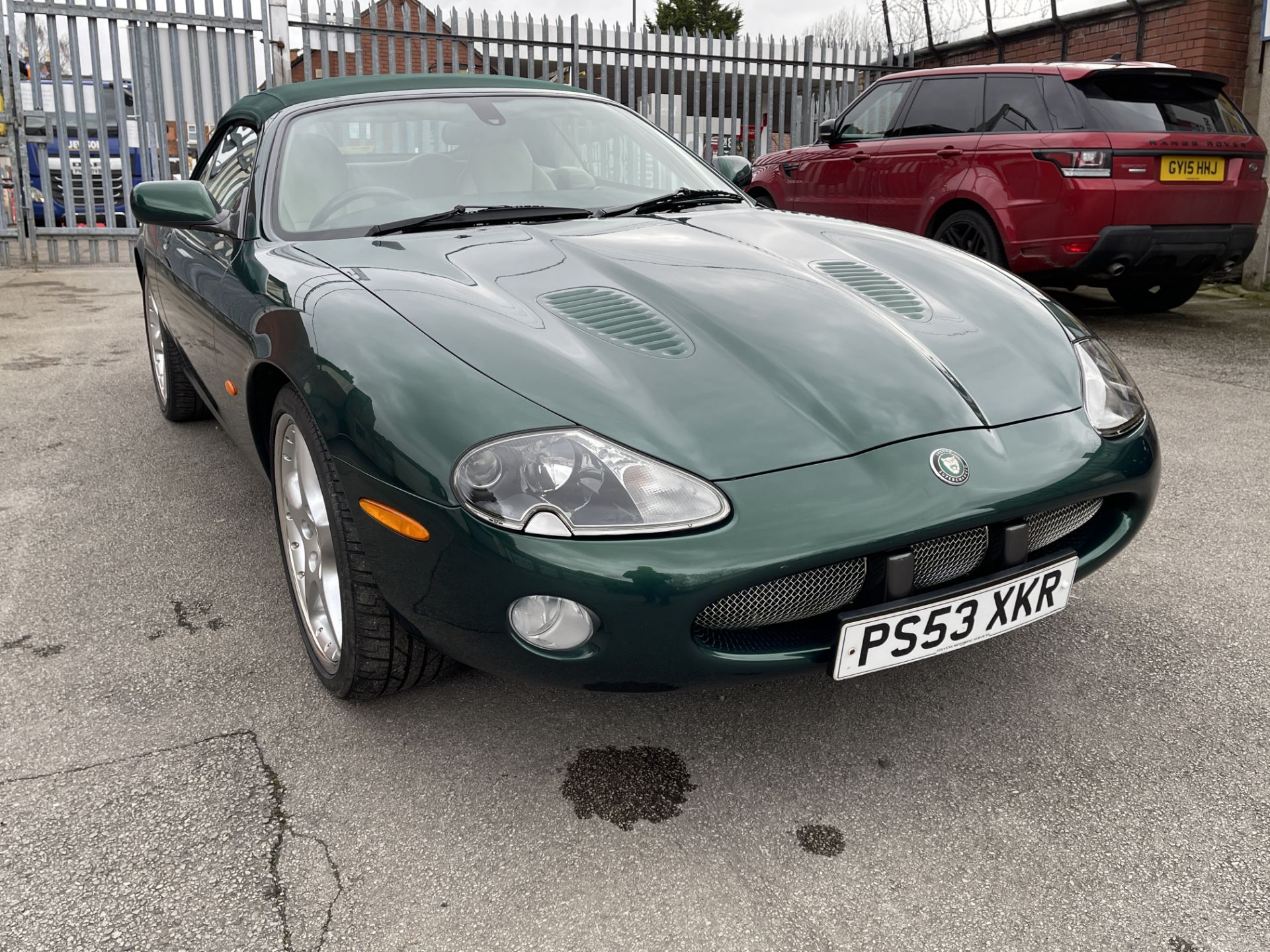 Stunning - Jaguar XKR V8 Supercharged Convertible - British Racing Green - Image 15 of 133