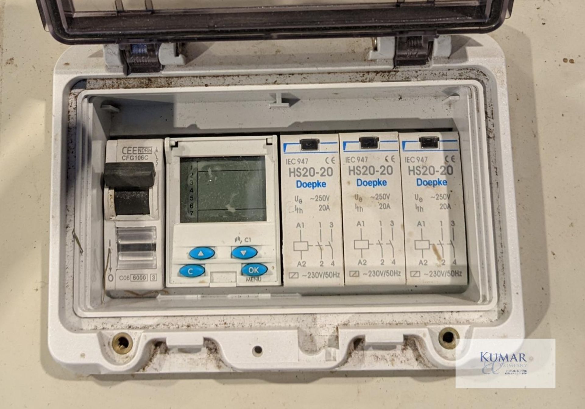 16 amp timer contactor units - job lotCondition: Ex-hireAll units are untested as the batteries in - Image 11 of 28