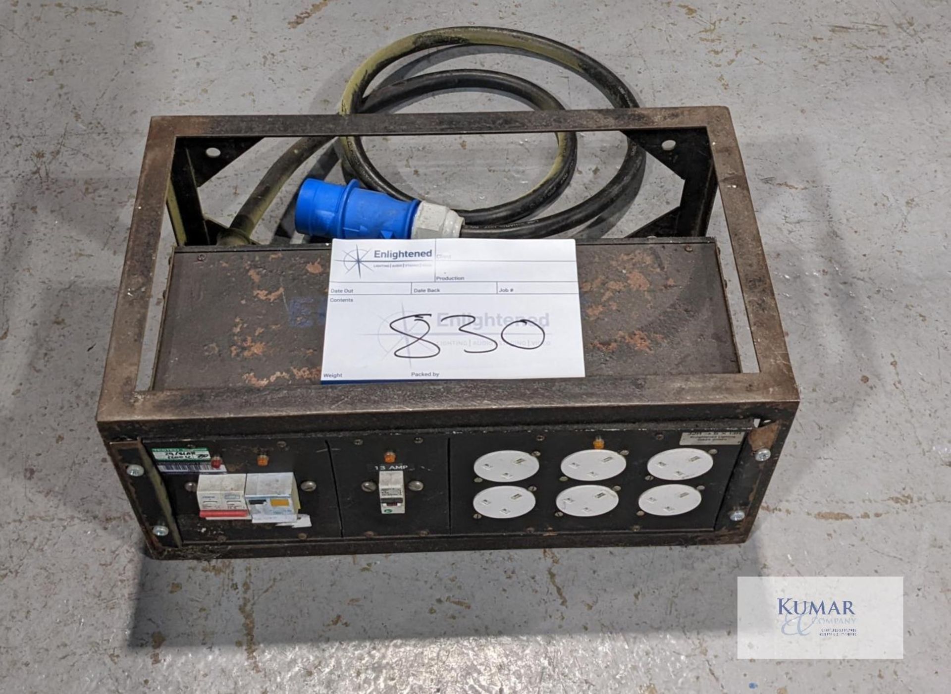 Metal Power DIstro 32A 1ph to 6 x 13a Condition: Ex-hire32 amp 1ph trailing input1 x C32 MCB, 1 x - Image 2 of 6