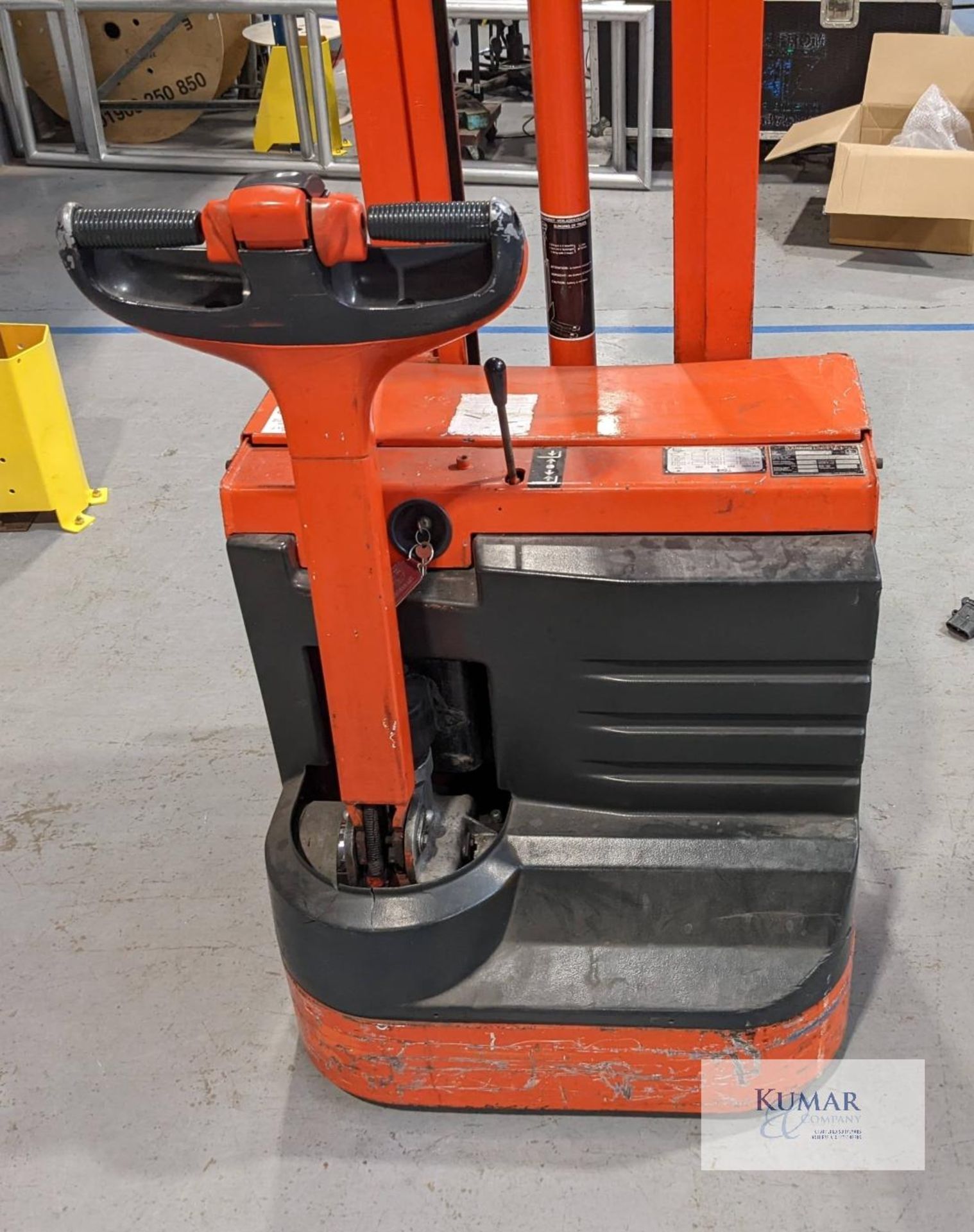 Lansing Linde L12 - Pallet StackerCondition: SparesPallet stackerModel: L12Rated capacity: - Image 18 of 18