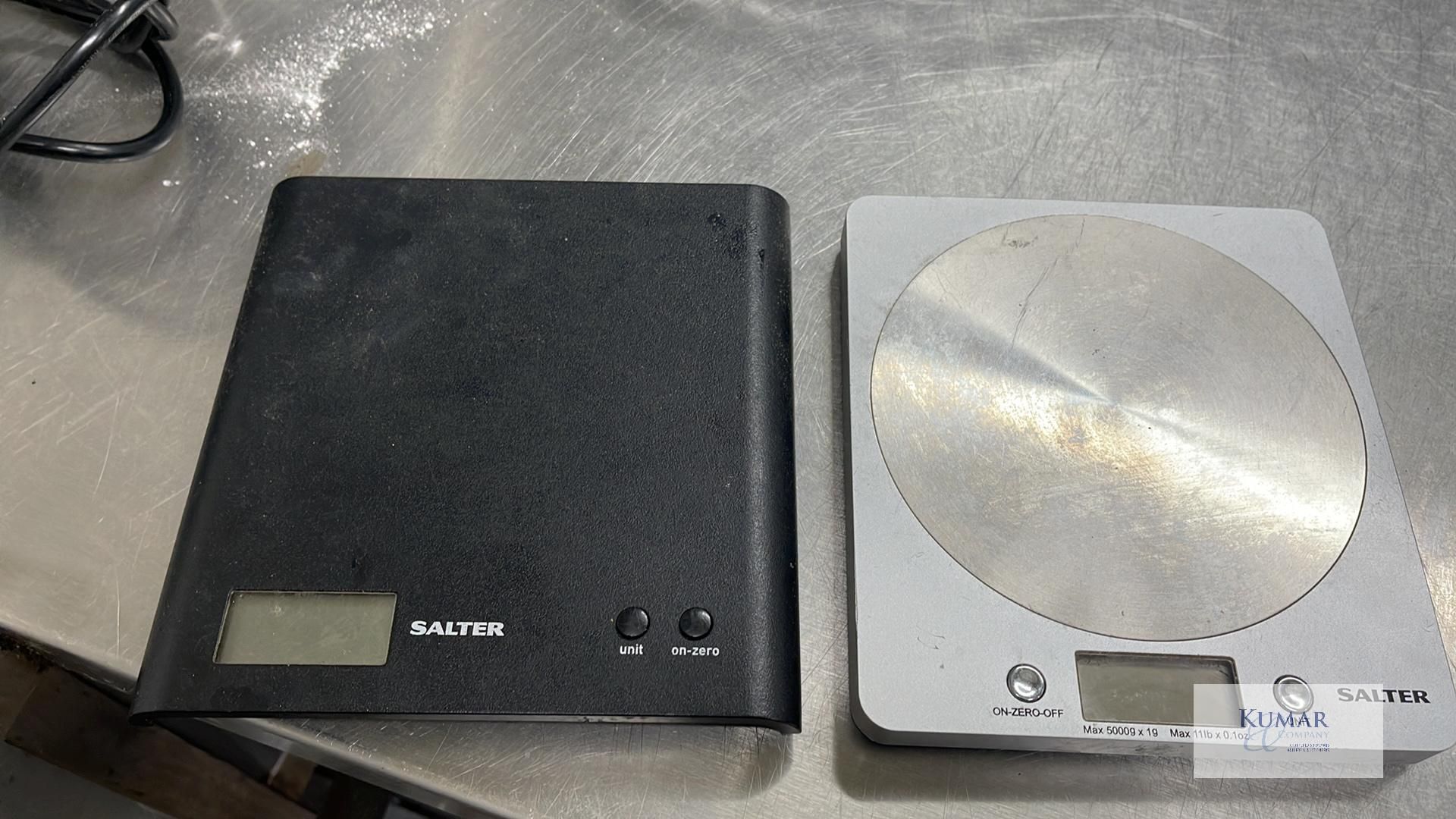 Ikea Tilreda 2000 Watt Portable Induction Hob and 2: Salter Digital Weighing Scales - Image 6 of 6