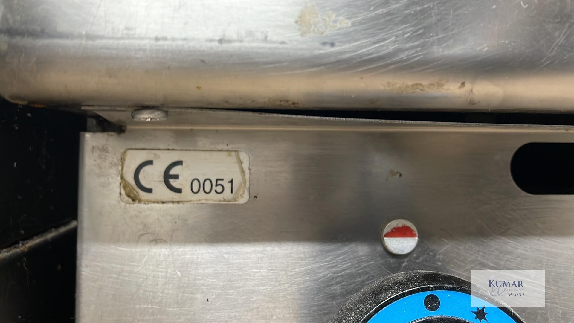 Make Unknown Stainless Steel Cook Top Griddle on Wheels - Believed to be purchased in 2019 - Image 4 of 5