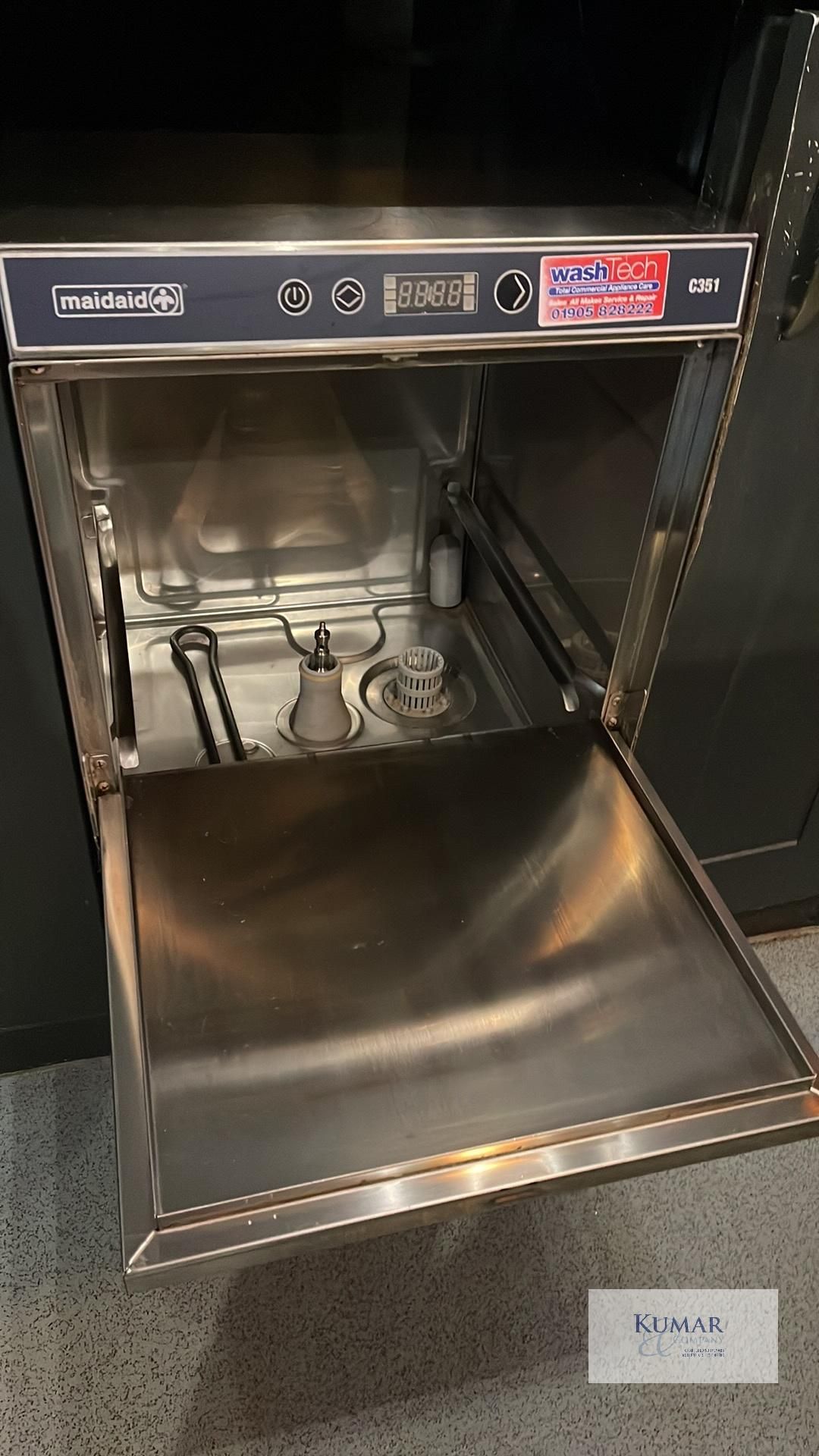 Maidaid C351 Under Counter Glasswasher, Serial No. 916478 (12/03/2018) New Cost Â£700 - Image 6 of 8