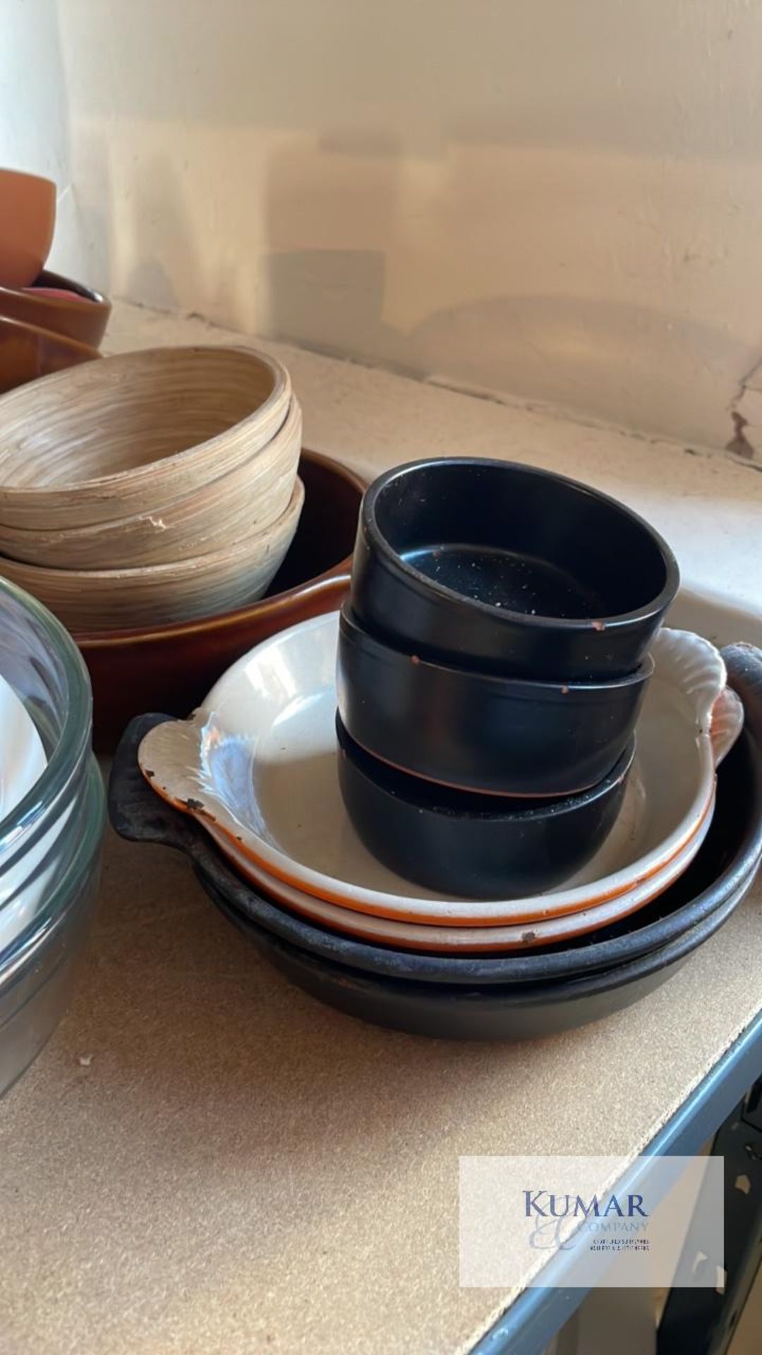 Job Lot of small pots/dishes, some with lids - Image 2 of 8