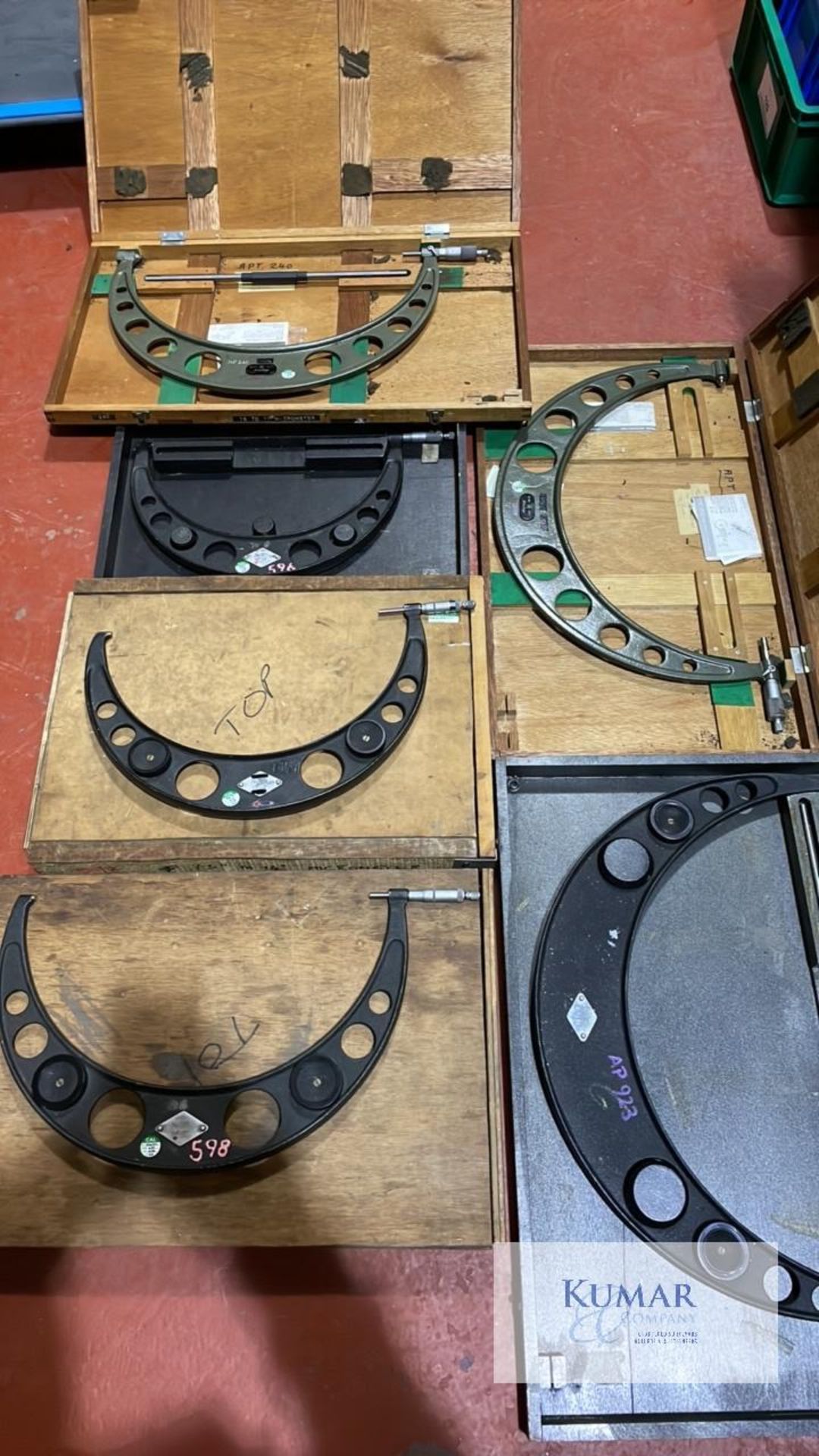 Large micrometer set 12-13” 13-14” 14-15” 16-17” 17-18” 19-20” Please Note This Lot Does Not Include