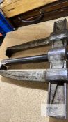 Large bearing/hub puller Please Note This Lot Located in Walsall Collection to Be Arranged After