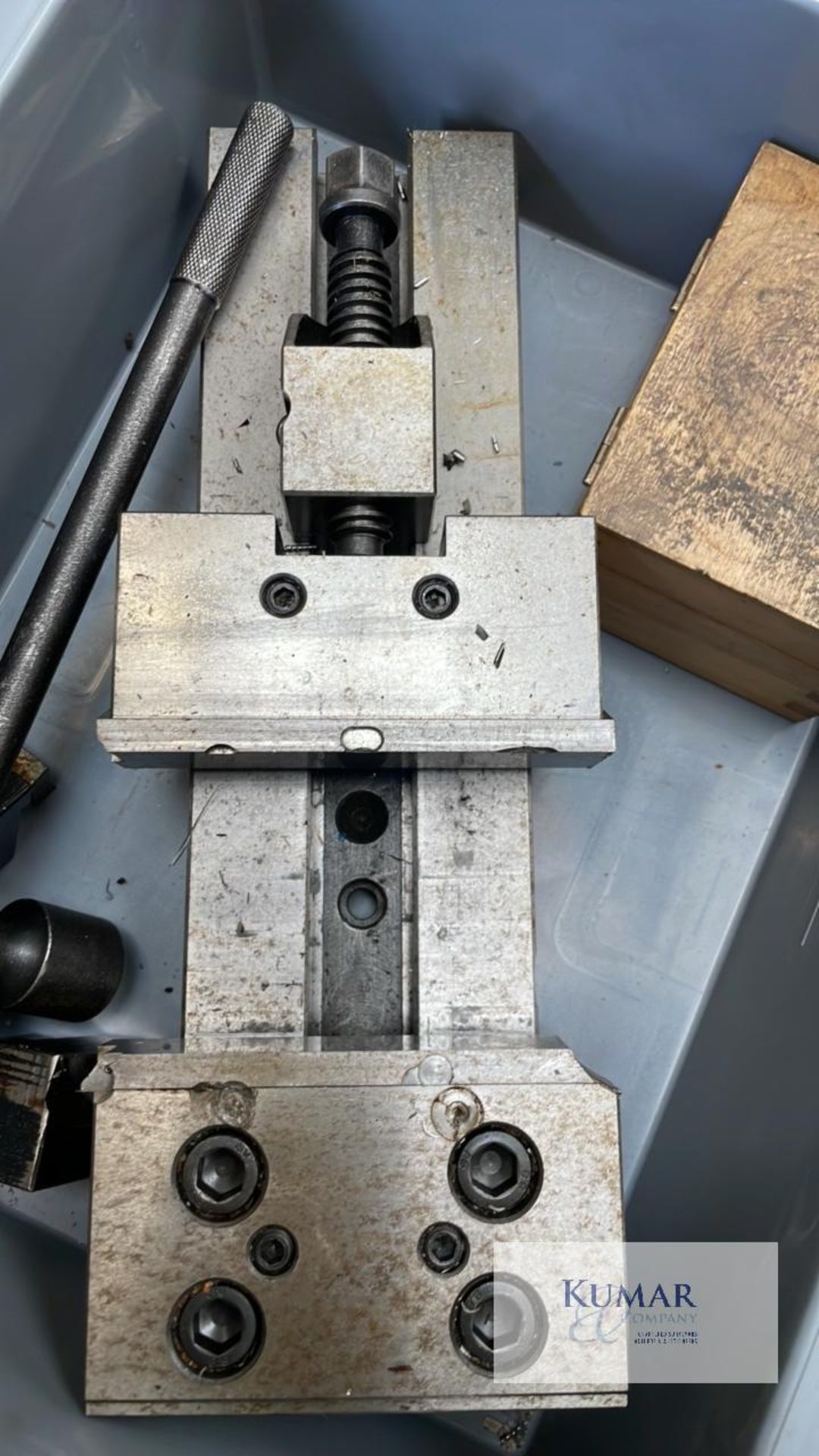 Machine vice 5” jaws 6” clamping - Image 2 of 2
