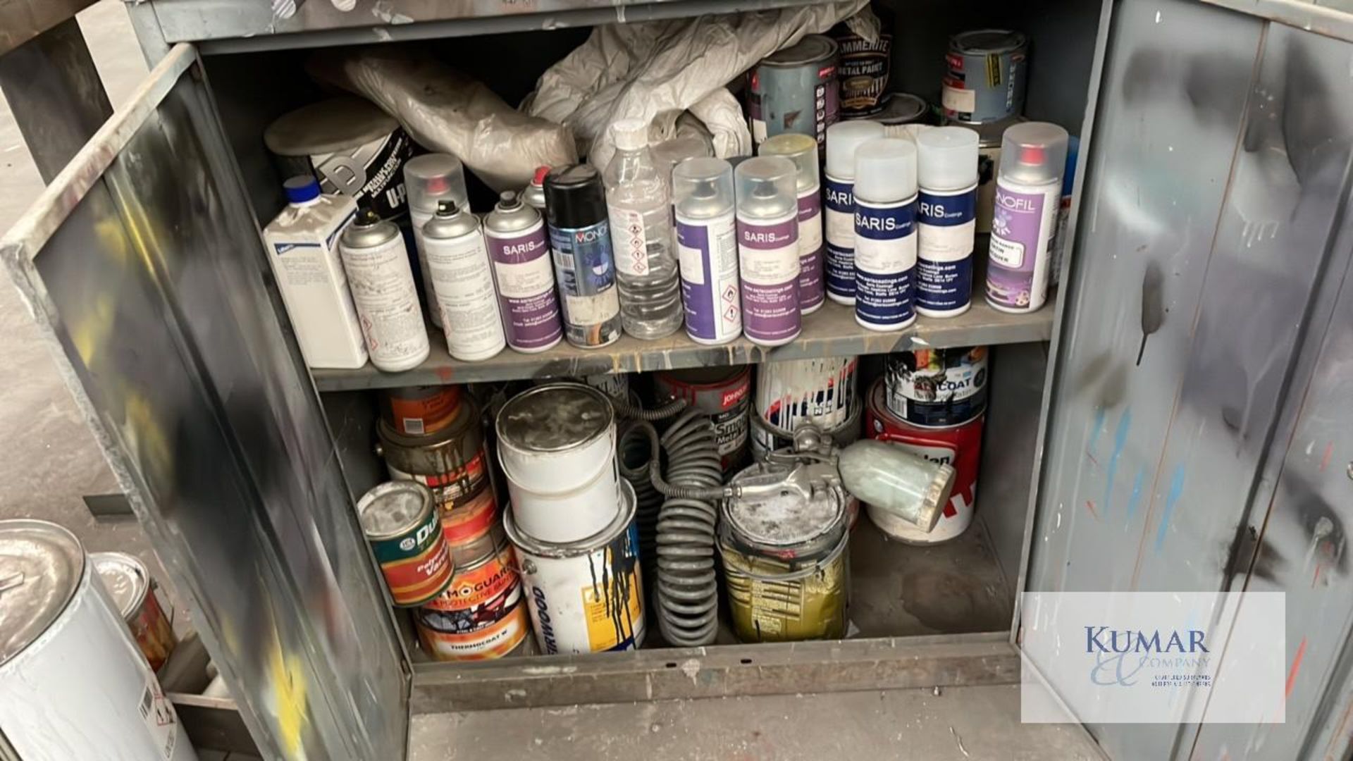 Paint cupboard Includes items as pictured - Image 9 of 9