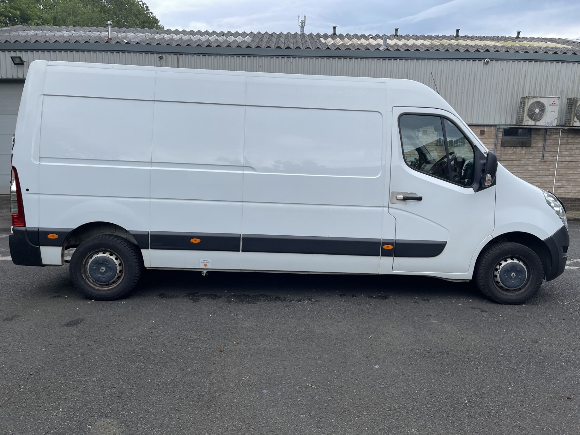 Renault Master LM35 Business DCI Diesel Panel Van - Image 10 of 54