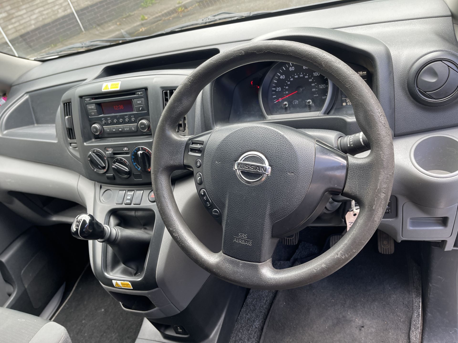 2015 - Nissan NV200 Acenta DCI Diesel Panel Van - Image 29 of 32