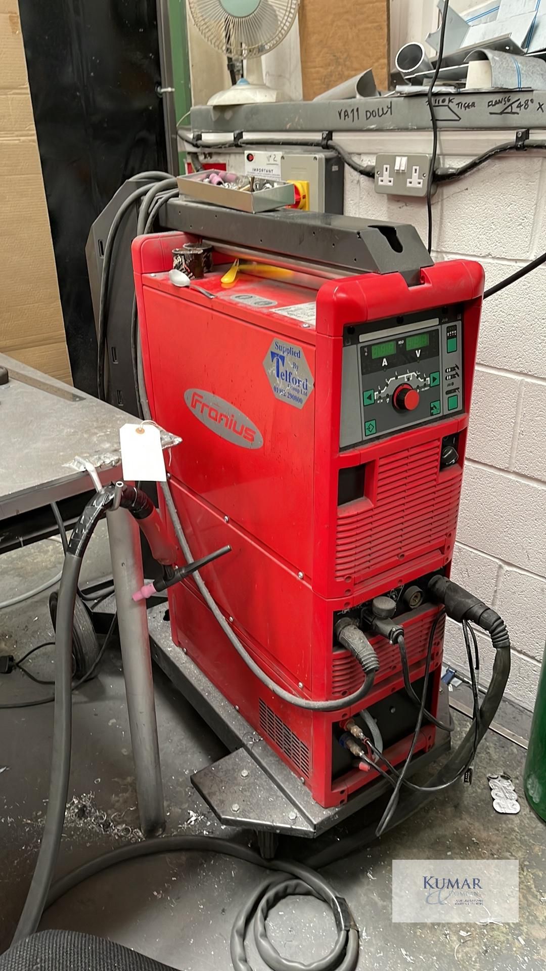 Fronius Magic Wave 4000 G/F AC/DC Tig Power Source, Serial No.26355795 with Fronius FK 4000R Cooling - Image 2 of 7