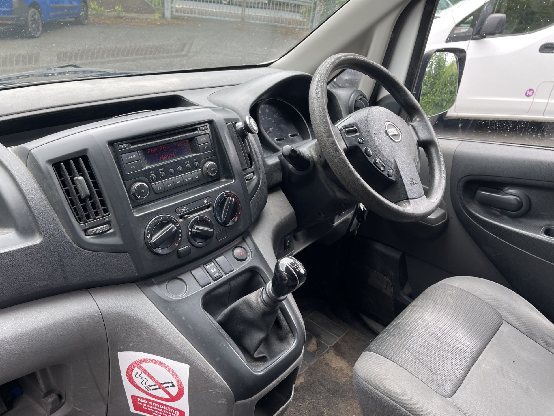 2015 - Nissan NV200 Acenta DCI Diesel Panel Van - Image 22 of 32