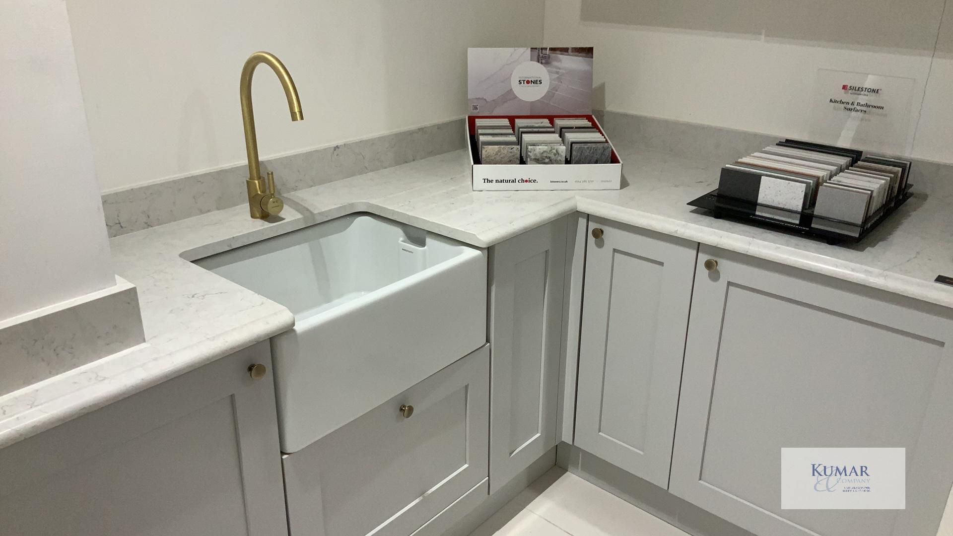 Light Grey L Shaped Display Kitchen with Quartz Worktop, Single Bowl Belfast Sink with Bronze - Image 13 of 19