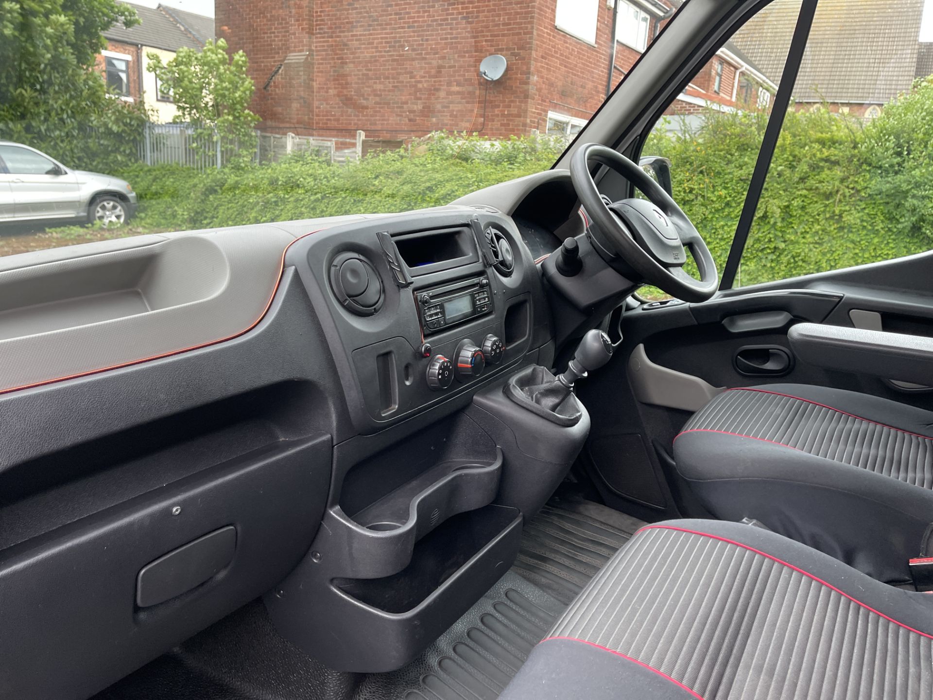 Renault Master LM35 Business DCI Diesel Panel Van - Image 39 of 54