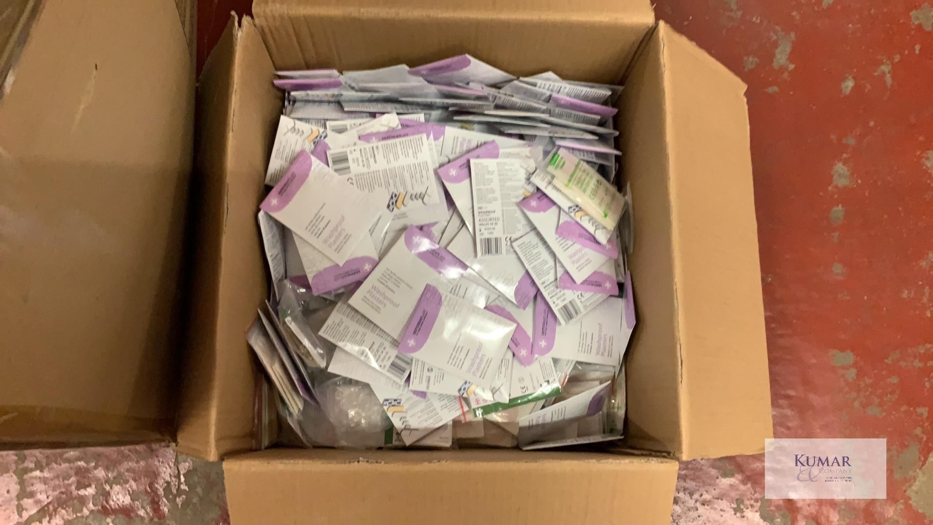 3: Large Boxes of 20 Dependaplast Washproof Plasters (06/2024) - Thousands of Packets in total RRP - - Image 4 of 13