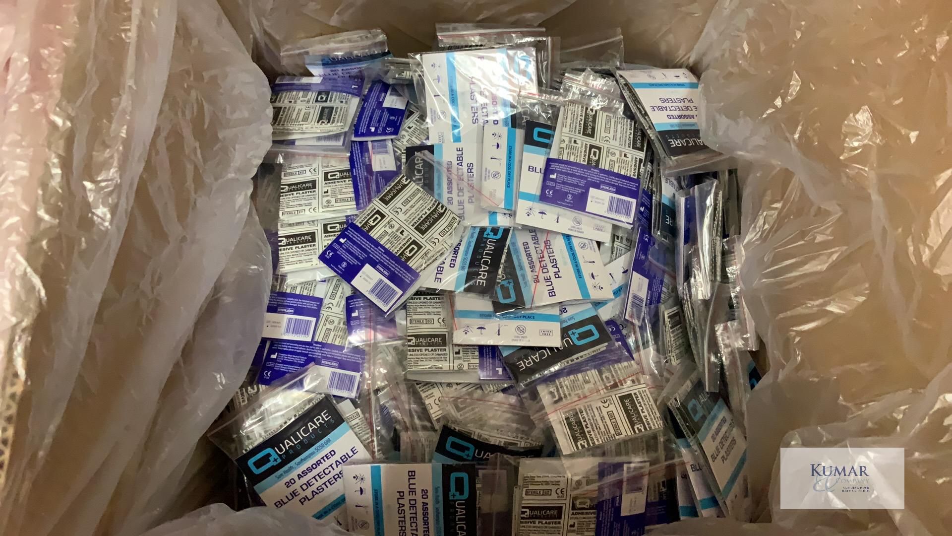 3: Large Boxes of 10 & 20 Qualicare Products Assorted Washproof Plasters (03/2025) - Thousands of - Image 7 of 9