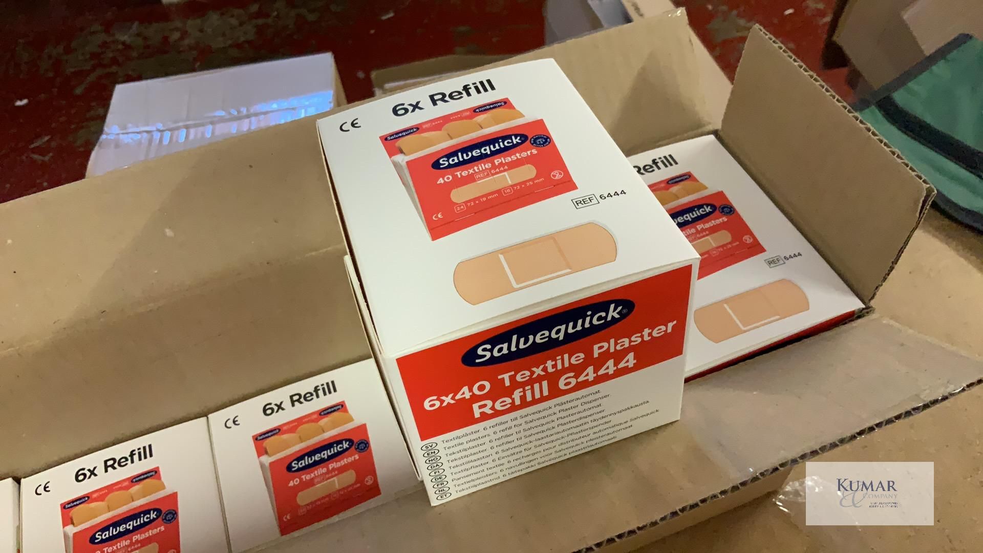 4: Salvequick Plaster Dispensers in Case, Plus 8 Boxes of 6 x 40 Textile Plaster Refills 6444, 5: - Image 5 of 9