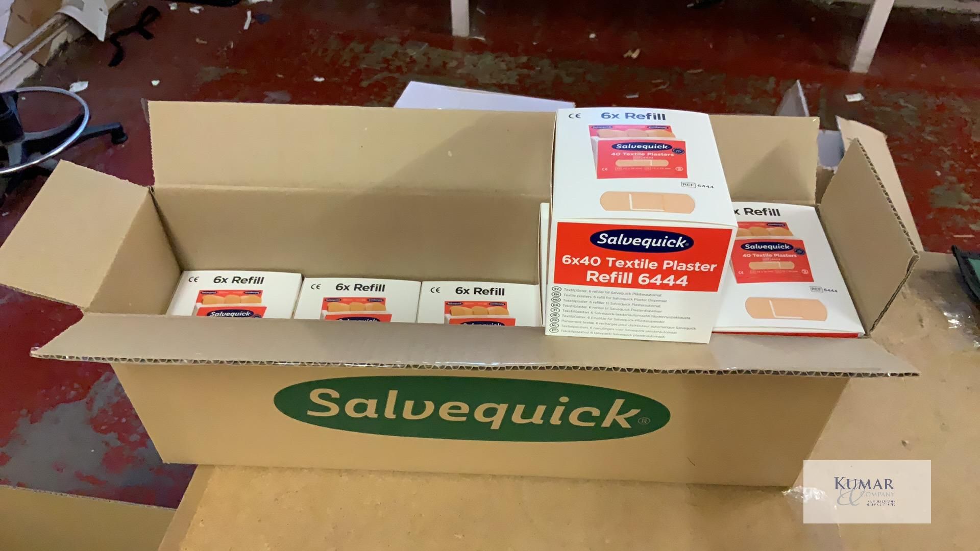 4: Salvequick Plaster Dispensers in Case, Plus 8 Boxes of 6 x 40 Textile Plaster Refills 6444, 5: - Image 4 of 9