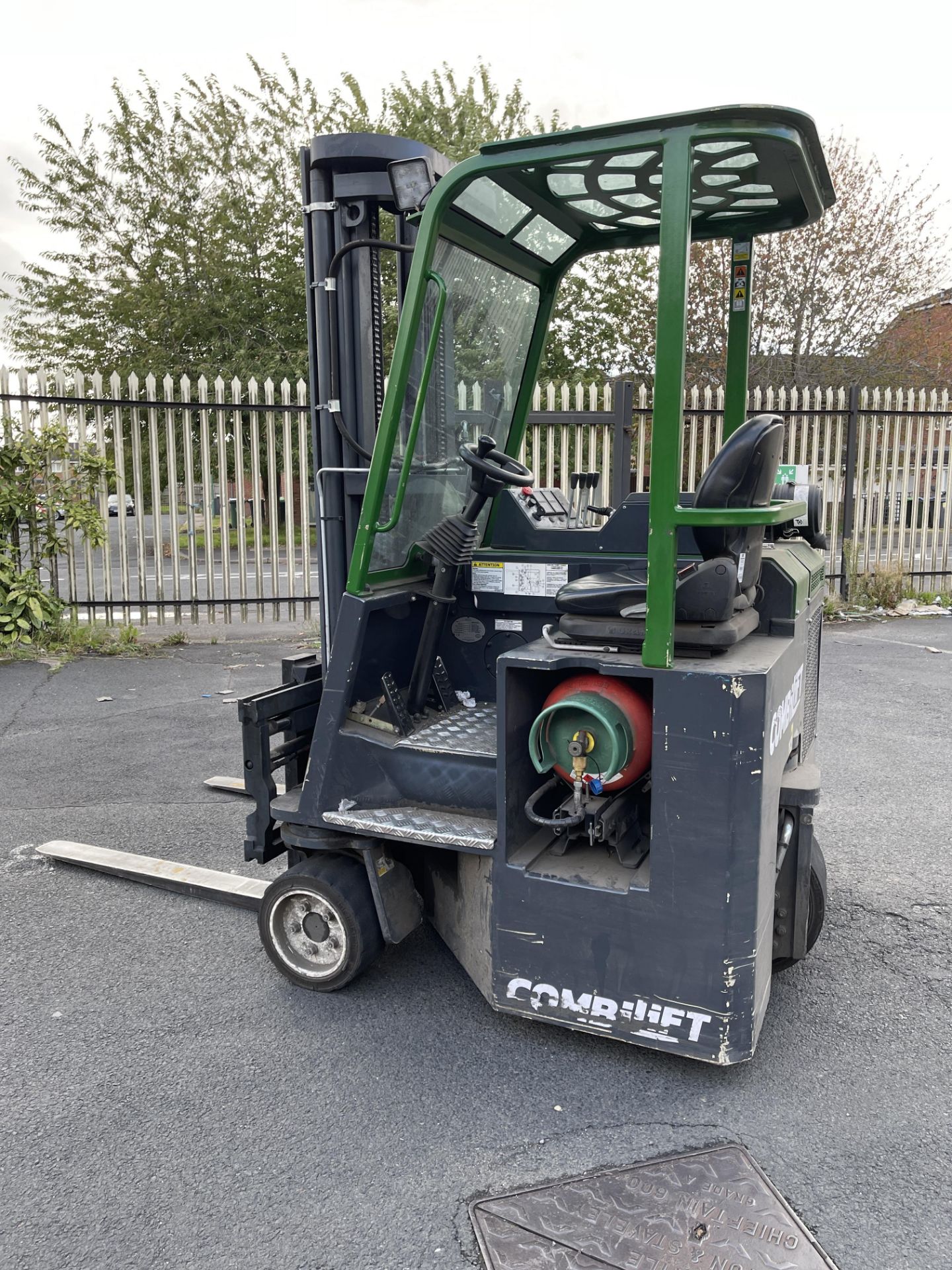 Combilift Model CB 3000 - Multi Directional Fork Lift - Bild 7 aus 26